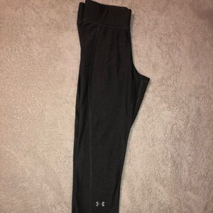 Gray Under Armour Cropped Leggings